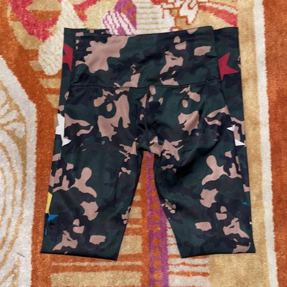 Noli Combat Camo Star Print Leggings SZ XS VGUC - Picture 4 of 5